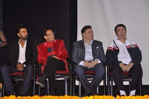 Ranbir Kapoor, Rishi Kapoor and Randhir Kapoor at the Launch of RK Medical Guide