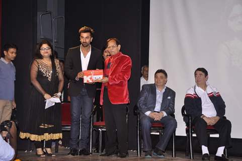 Ranbir Kapoor being felicitated at the Launch of RK Medical Guide