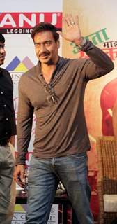 Ajay Devgn arrives at the Promotions of Singham Returns