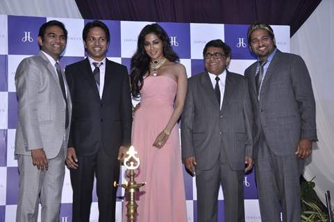 Chitrangda Singh Promotes Jaipur Jewels