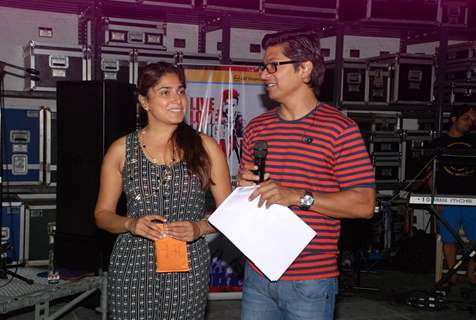 Shaan was snapped with wife Radhika at the rehearsals of his upcoming Concert