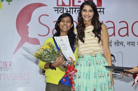 Sonam Kapoor felicitates a girl at NBT Samvaad Event