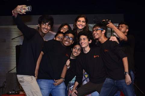 Sonam Kapoor gets a selfie with her fans at the Promotions of Khoobsurat at Mithibai College