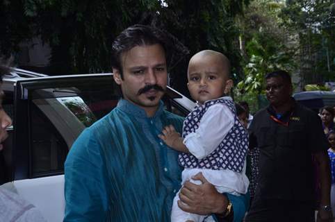 Vivek Oberoi with his son at the Isckon Temple on Janmashtami