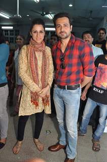 Emraan Hashmi poses with Rouble Nagi at her Art Workshop