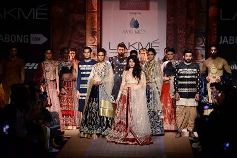 Jacqueline Fernandes walks the ramp for Anju Modi at Lakme Fashion Week Winter/ Festive 2014 Day 2