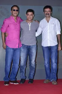 Vidhu Vinod Chopra, Aamir Khan and Rajkumar Hirani at the Second Poster Launch of P.K.