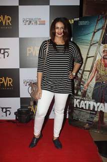 Huma Qureshi poses for the media at the Special Screening of Katiyabaaz
