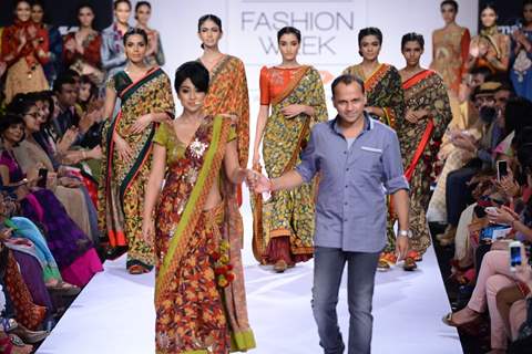 Shreya Saran walks the ramp at the Lakme Fashion Week Winter/ Festive 2014 Day 3