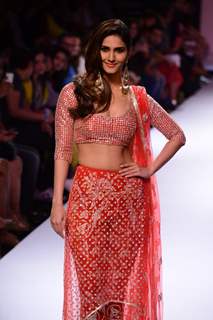 Vaani Kapoor walks the ramp for Payal Singhal at the Lakme Fashion Week Winter/ Festive 2014 Day 5