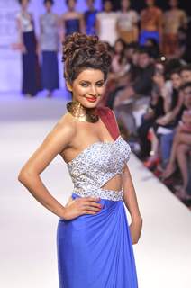 Geeta Basra walks the ramp for Sougat paul's collection, 'Soup' at the Lakme Fashion Week