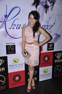 Giaa Manek poses for the media at the Album Launch of Khushnuma