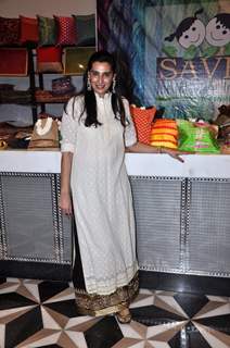 Mana Shetty poses for the camera at Araish Charity Exhibition