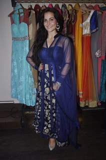 Elli Avram poses for the media at the Launch of Winter Festive Collection at Nazakat Store