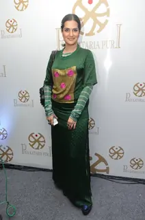 Sona Mohapatra at Pria Kataria Puri's Store Launch