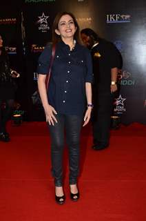 Neeta Ambani poses for the media at the Grand Finale of Pro Kabbadi League