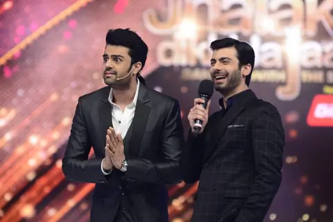 Manish Paul makes a funny face on Jhalak Dikhhlaa Jaa Season 7