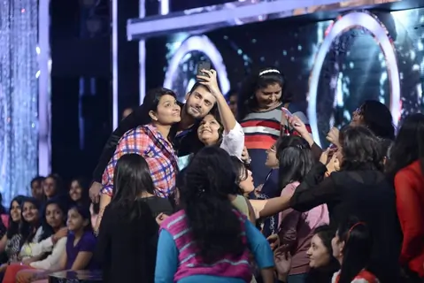 Fawad Khan poses for a selfie with fans on Jhalak Dikhla Jaa