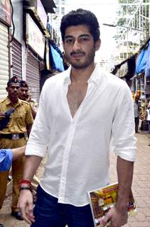 Mohit Marwah Visits Lalbaughcha Raja