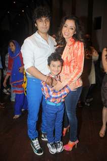 Sonu and Madhurima Nigam at Three Women Play