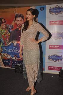 Sonam Kapoor at the Promotions of Khoobsurat at Viviana Mall, Thane