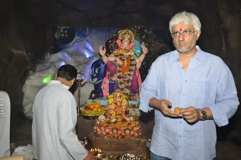 Vikram Bhatt Seeks Blessings from Lord Ganesha
