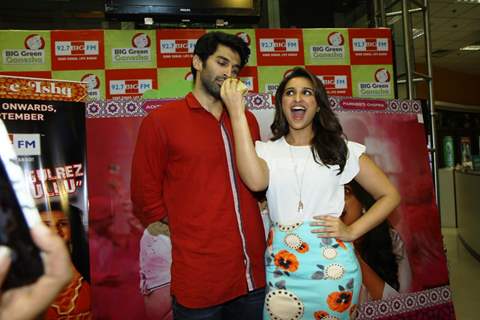 Aditya and Parineeti at the Promotions of Daawat-e-Ishq on 92.7 BIG FM