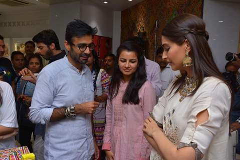 Sonam Kapoor at the Promotions of Khoobsurat in Jaipur