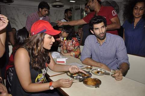 Parineeti and Aditya enjoy their meal at the Flag Off of the Daawat-E-Ishq Food Yatra