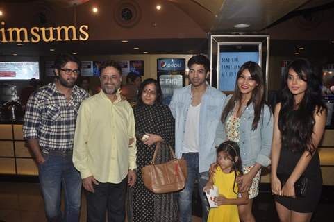 Bipasha Basu and Harman Baweja pose with family at the Special Screening of Creature 3D