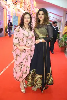 Aashka Goradia and Manasi Joshi Roy at Gujrati Jalso 2014 in Schon by Sakshee Pradhan