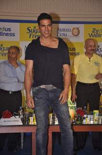 Akshay Kumar poses for the media at Donate Your Calories Sugarfree Campaign