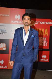 Saqib Saleem poses for the media at Mircromax SIIMA Awards Day 2