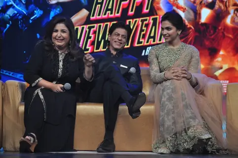 Shah Rukh Khan and Farah Khan share a laugh at the Music Launch of Happy New Year