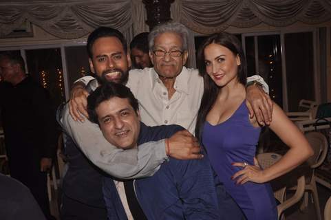 Celebs pose with Rajkumar Kohli at his Birthday Bash