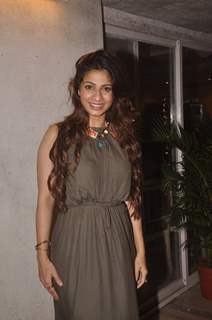 Tanishaa Mukerji poses for the media at Rajkumar Kohli's Birthday Bash