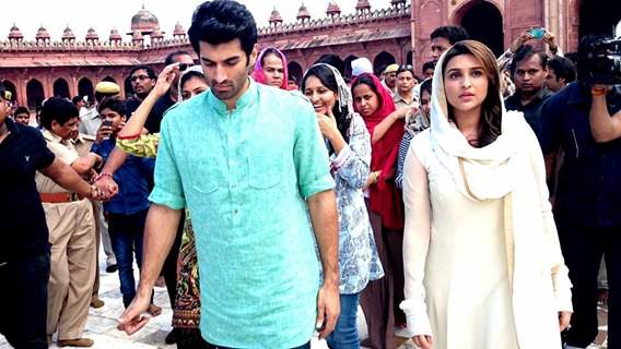 Aditya and PArineeti snapped at Fatehpur Sikri during Daawat-e-Ishq Food Yatra