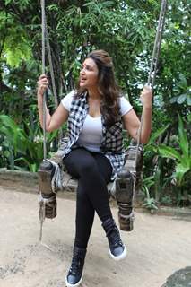 Parineeti enjoying a swing ride during Daawat-e-Ishq Food Yatra