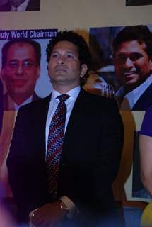 Sachin Tendulkar snapped at Giant Awards in Trident