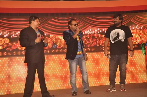 Cyrus Broacha, Sajid Ali and Wajid Ali at the Promotion of Haider