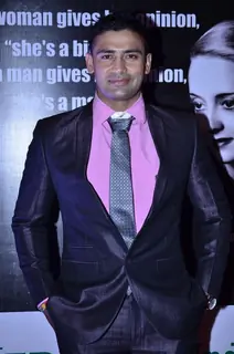 Sangram Singh poses for the media at Medscapeindia Awards 2014