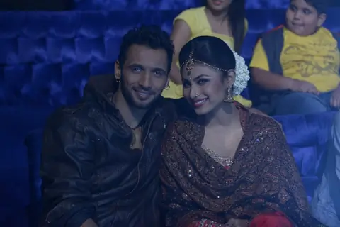 Mouni Roy with Punit Pathak at Jhalak Dikhhlaa Jaa Grand Finale