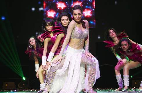 Malaika Arora Khan performs at Slam The Tour