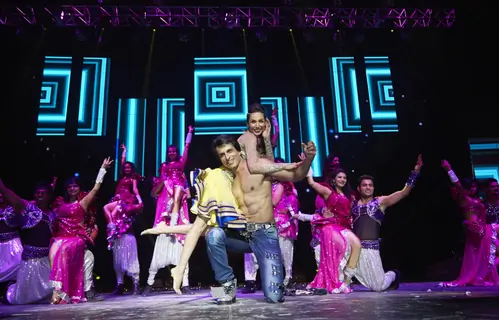 Sonu Sood performs with Malaika Arora Khan at Slam The Tour