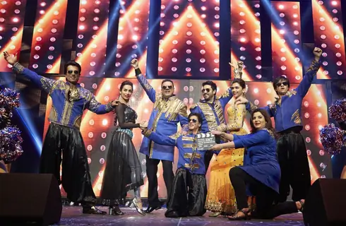 The Team of Happy New Year performs at Slam The Tour