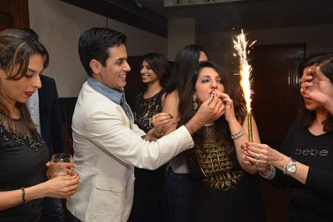 Aman Yatan Verma feeds a piece of cake to Munisha Khatwani at her Birthday Bash