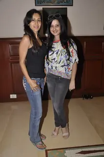 Vj bani poses with Amy Billimoria