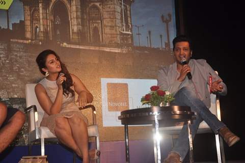 Riteish Deshmukh addressing the audience at Social Media for Change Event