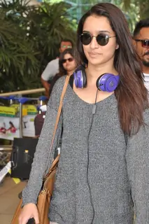 Shraddha Kapoor poses for the media at Airport