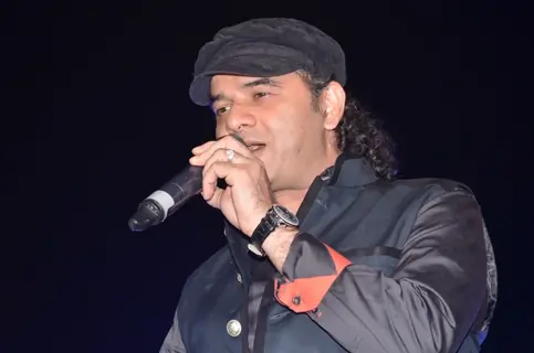 Mohit Chauhan at the Music Launch of Ekkees Toppon Ki Salaami